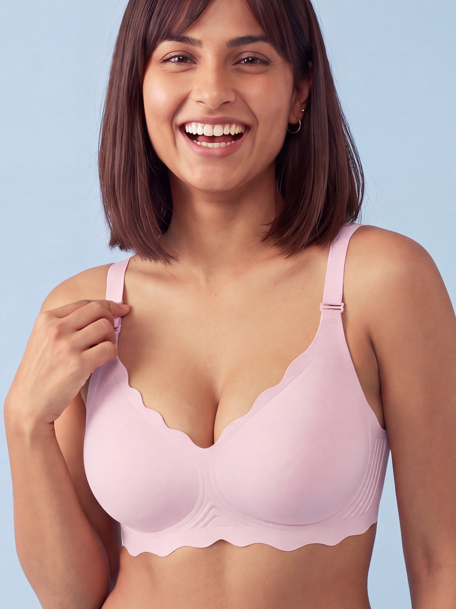 Bugario Cloudy wireless push up jelly bra in Pink, worn by a smiling woman